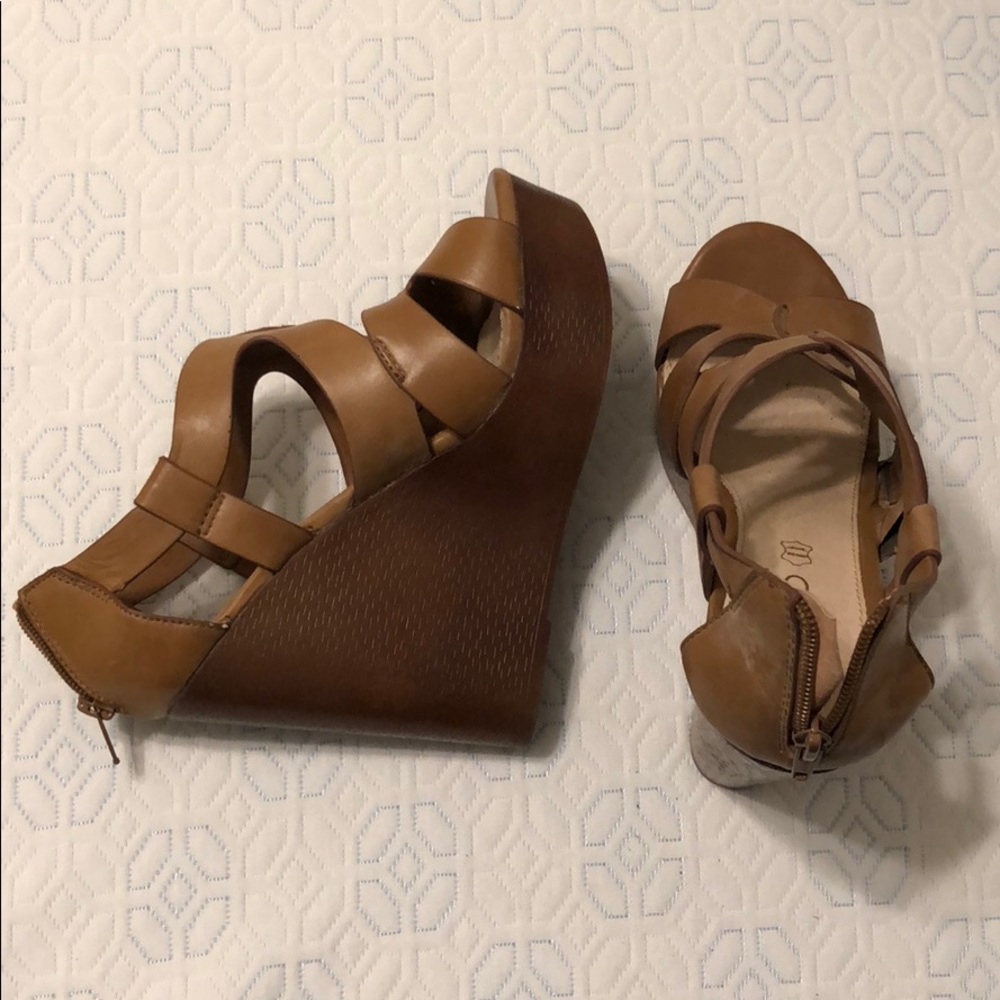 Aldo wedges